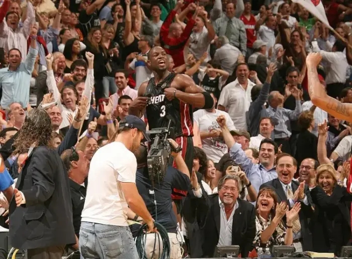 别哭了！这一记超级绝杀！直接让他预定NBA状元......