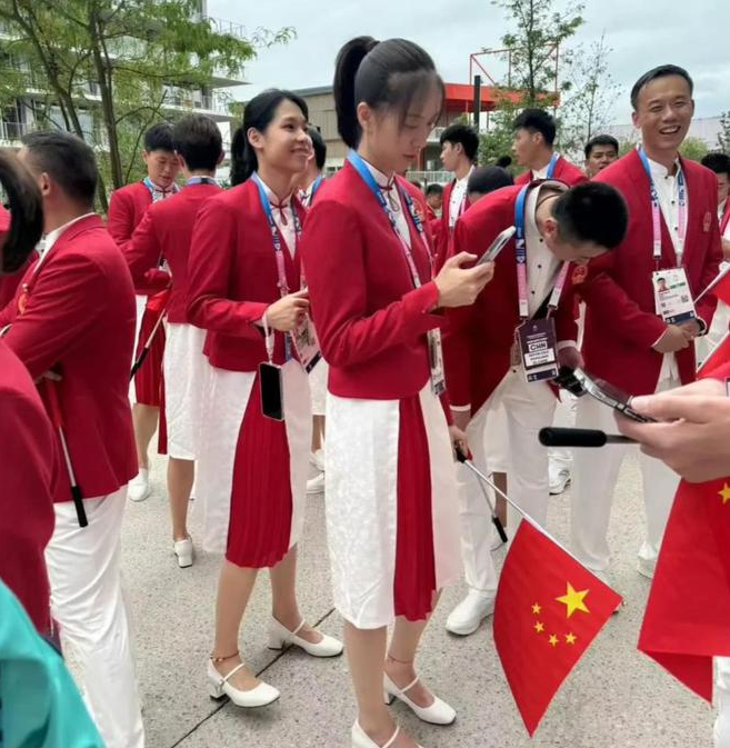 巴黎奥运女排开战在即 中国女排首战美国阵容有变